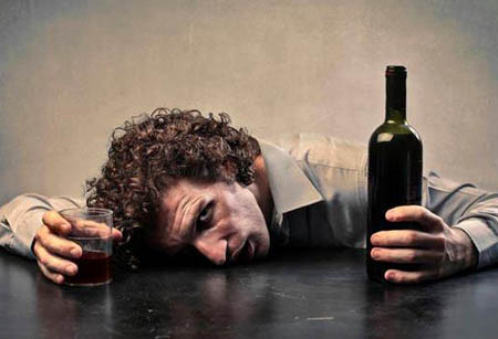 酒能成为入睡的“催化剂”吗