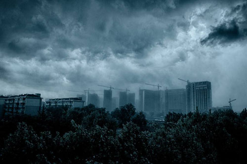 雷雨前为什么天气很闷热