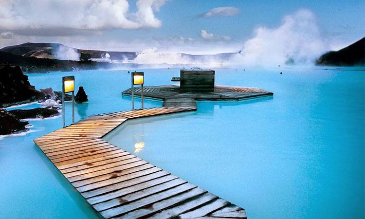 冰岛是世界上温泉最多的国家