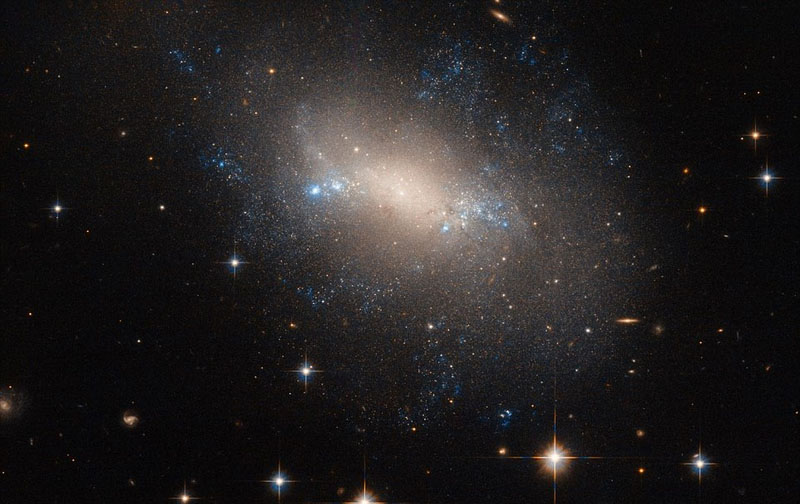 哈勃望远镜拍摄的最美星空 美到窒息