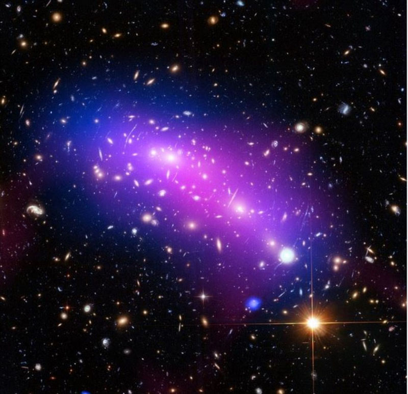 哈勃望远镜拍摄的最美星空 美到窒息
