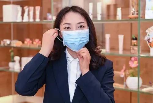 【辟谣】口罩消毒残留物会致癌 用前要抖一抖吗