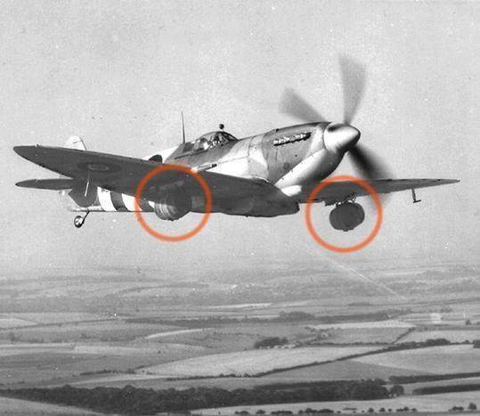 1944年，英国酒厂用战斗机向前线的官兵运送桶装啤酒