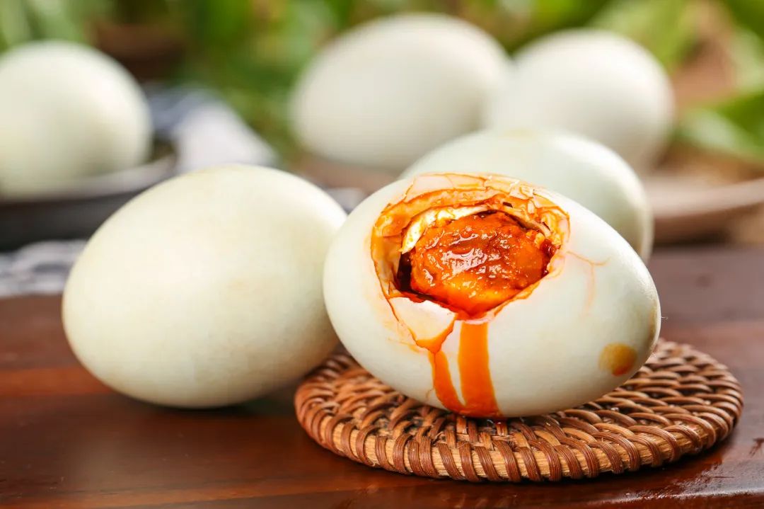 为什么大都是咸鸭蛋 很少有咸鸡蛋