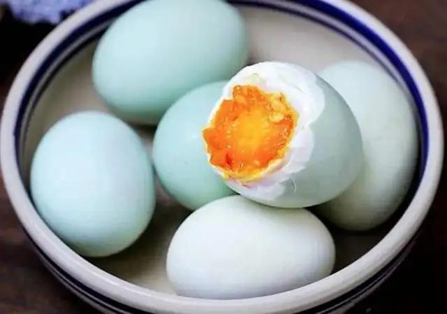 为什么吃鸡蛋多而吃鸭蛋少