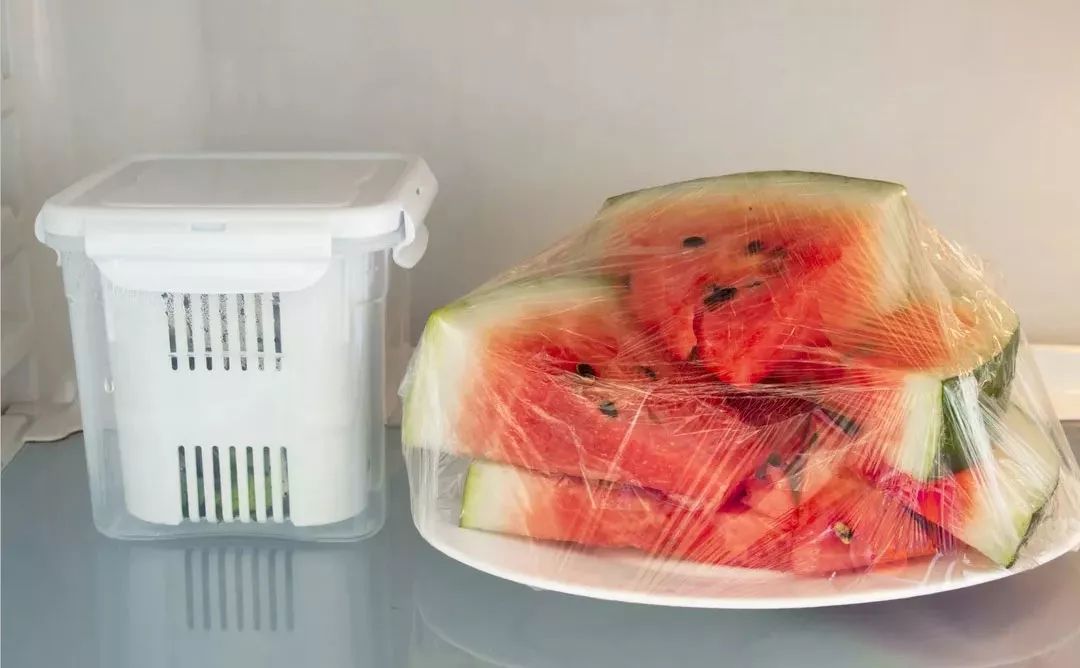 西瓜为什么不适合长时间放在冰箱里