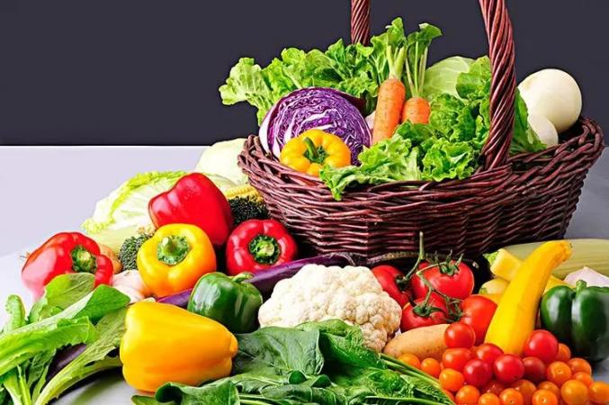 蔬菜生吃比熟吃营养更高吗